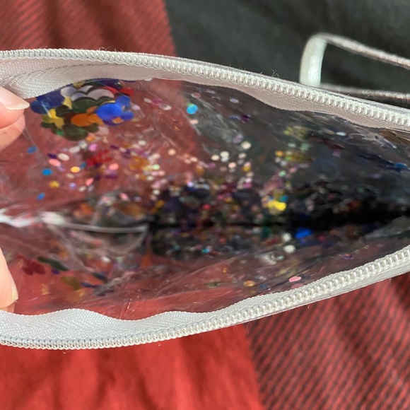 Disney parks clutch - Picture 3 of 3